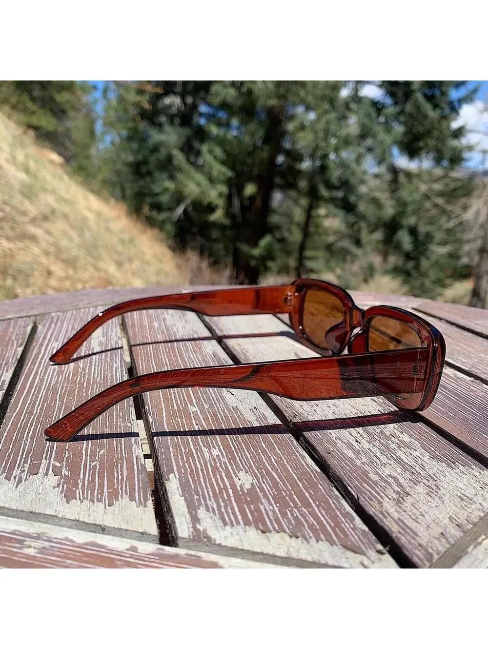 Vintage y2k style Burgundy Brown high quality square shaped sunglasses. Tinted